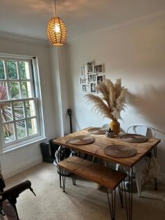 Dinning Room T202509250949.jpg