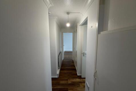 Holtdale Close, Adel, Leeds photo 5