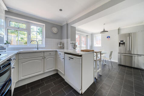 1298418-15-6830a2...