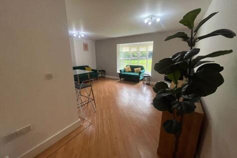The Grove, Marton photo 5