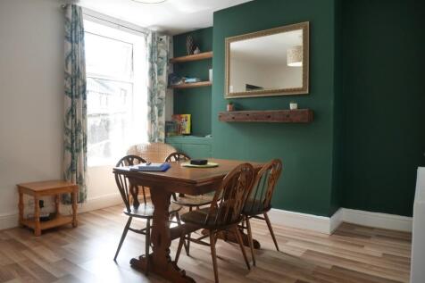 24 Oxford Street, Ulverston, Cumbria, LA12 0AZ photo 3