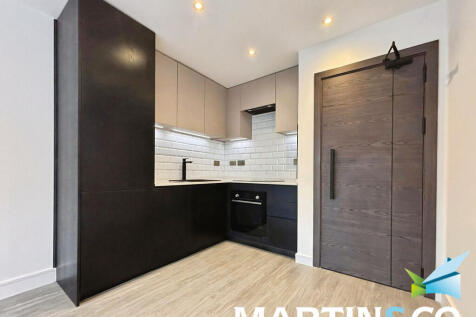 Apartment 24, Burrell Street photo 4