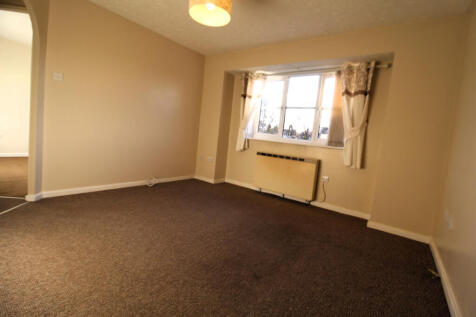 Langer Close, BURTON-ON-TRENT, DE14 3HW photo 3