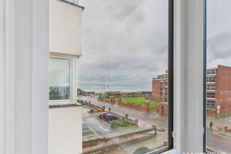 CAM02318G0-PR0557...