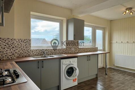 Holywell Road, Tonteg, Pontypridd photo 5
