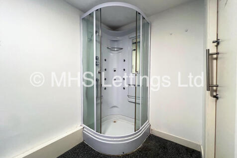 Communal Bathroom...