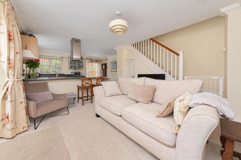 Open Plan Living/Kitchen