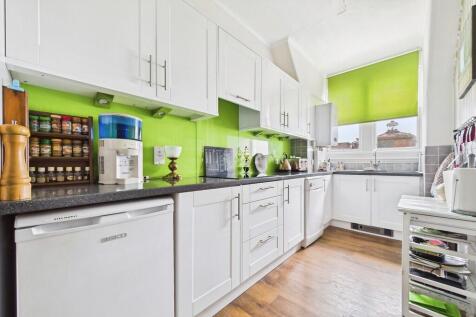 3ddc7e82-CAM01085...