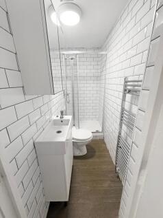 1st Floor communal bathroom