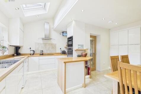 CAM03830G0-PR0216...