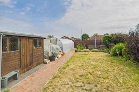 CAM02519G0-PR0326-STILL026