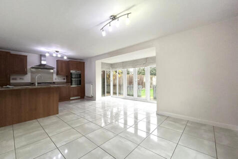 Beech Drive, Thornton-Cleveleys, Lancashire, FY5 photo 3
