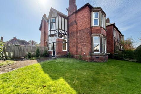 7 Cromwell Crescent