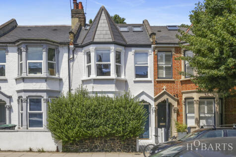 Two Bedroom Duplex with Study &amp; Private Roof Terr