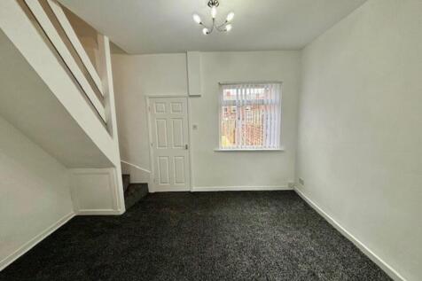 4 Stevens Street photo 3