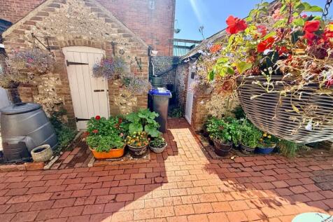 For Sale by Aspire Residential | South Farm Road