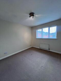 Brodsworth Way, Rossington, DN11 photo 5