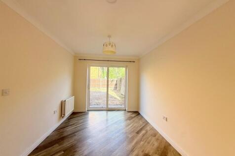 Damson Close, Red Lodge, Bury St. Edmunds photo 4