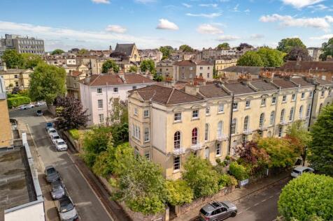 7 Belgrave Place