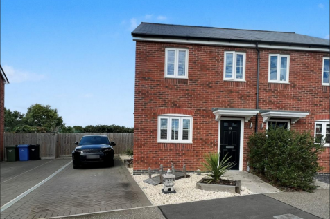 Corby, NN18 - property photo