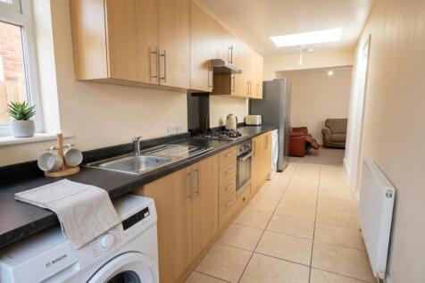 5 Northway, Leamington Spa photo 4