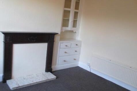 Sandhurst Avenue, Harehills, Leeds photo 5