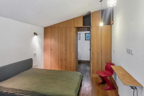 46a Rainham Road, Kensel Green, London NW10 5DG