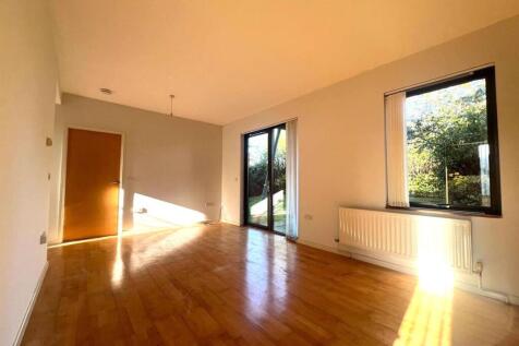 Livingroom:Kitchen.jpg