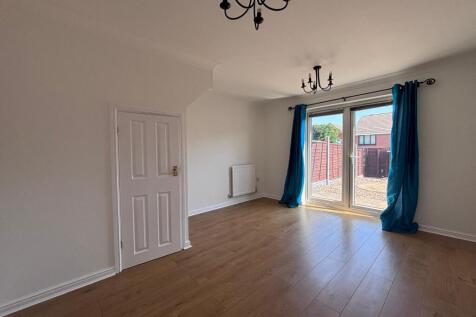 Worcester Close, Clay Cross, S45 9FB photo 4