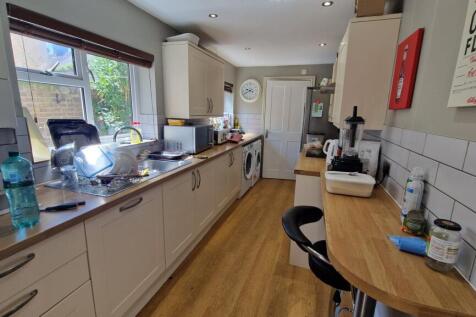 Communal Kitchen 