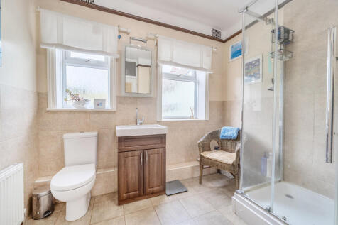 1364201-22-68e65f...