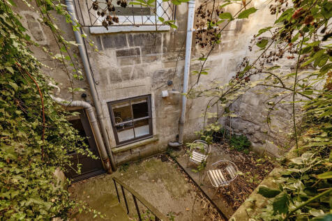 1382535-7-691b179...