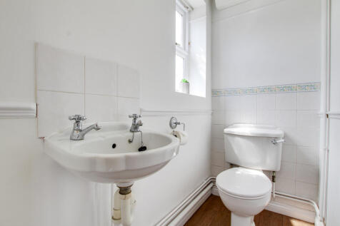 Munro Court, Wickford photo 4