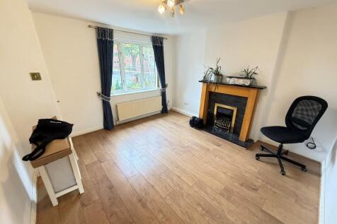 Cedar Walk, Featherstone, West Yorkshire, WF7 photo 4