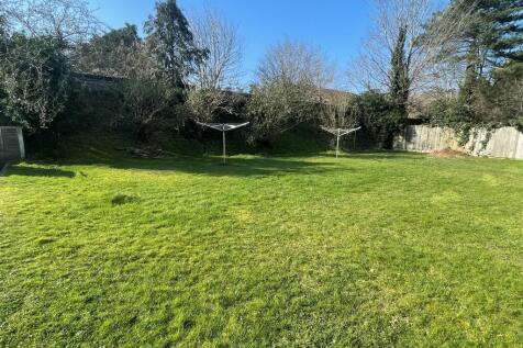 Communal gardens