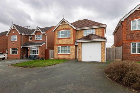 19 Lakeside Close-15.jpg