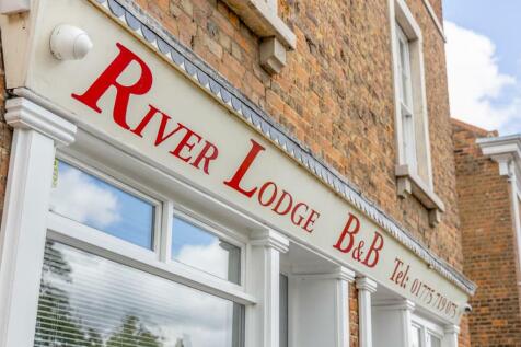 5 &amp; 6 London Road (Spalding)-11.jpg