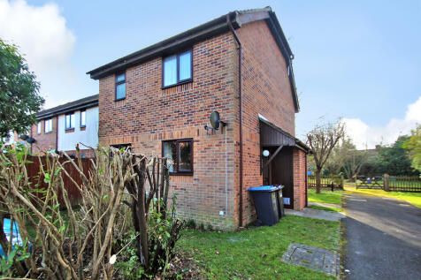 1 bedroom House for rent