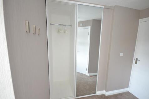 12 Ketton Close, Luton, Bedfordshire, LU2 photo 5