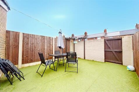 French Street Rear Garden
