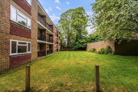 PARKSIDE COURT