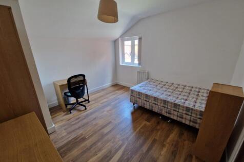 Russell Terrace, Leamington Spa photo 5