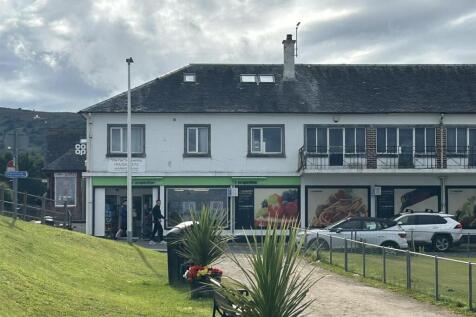 Upper Flat, Invercloy Buildings