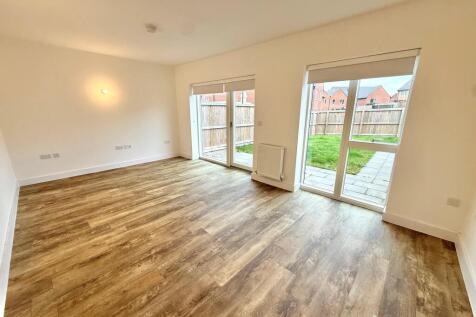 Crossland Gardens, Ellesmere Port, Cheshire West And Chester photo 3