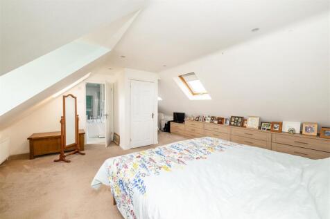 Principal Bedroom (2)