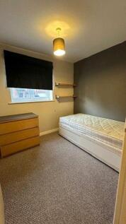 Lawnhurst Avenue, Wythenshawe, M23 photo 4