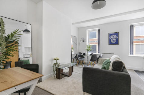 Reception/Kitchen