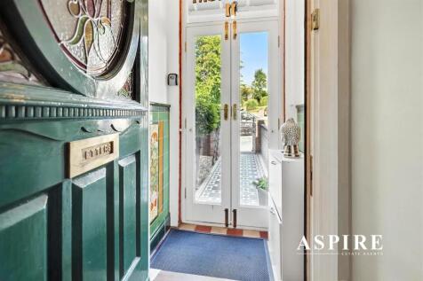 Aspire Estate Agents30.jpg