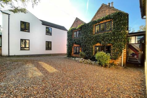 Front elevation and entrance