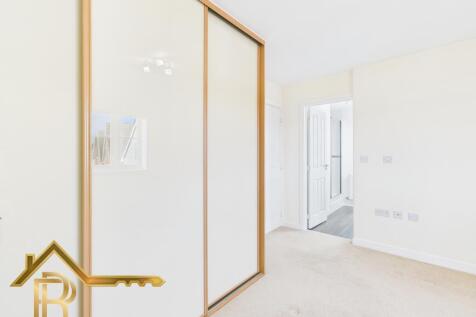 CAM03016G0-PR0031-STILL007